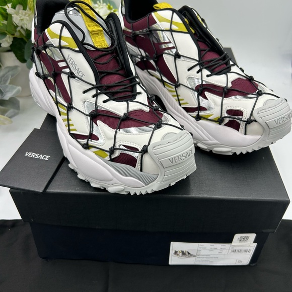 Men's Versace V3 net leather sneakers size 10 US made in Italy - Picture 2 of 12